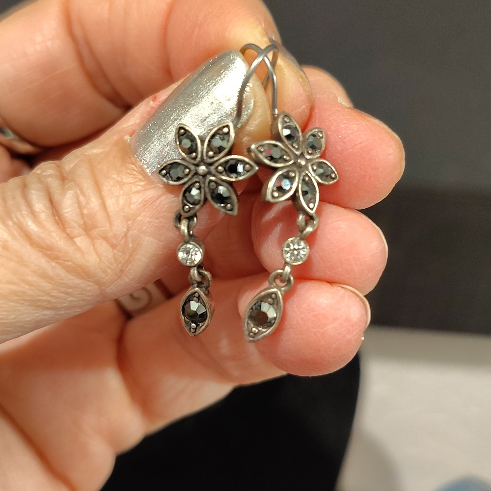 Marcasite In Sterling Silver Earrings - Picture 3 of 6